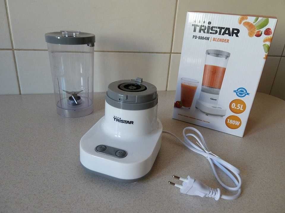 Blender TRISTAR PD-8804W, Kielichowy.