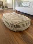 Puff às riscas Zara Home (como novo)