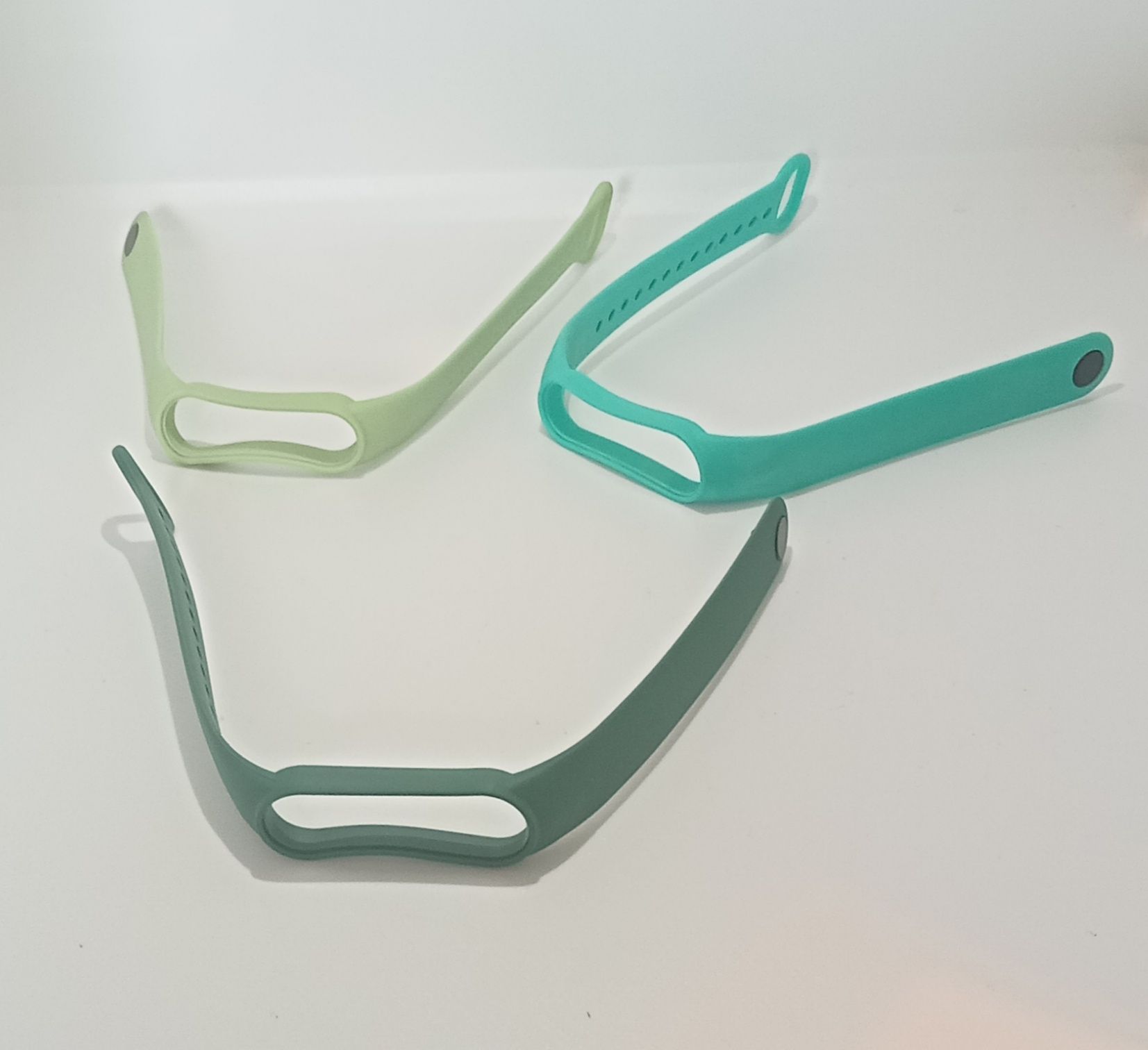 3 sztuki nowych silikonowych opasek do Xiaomi Mi Band 5/6/7.