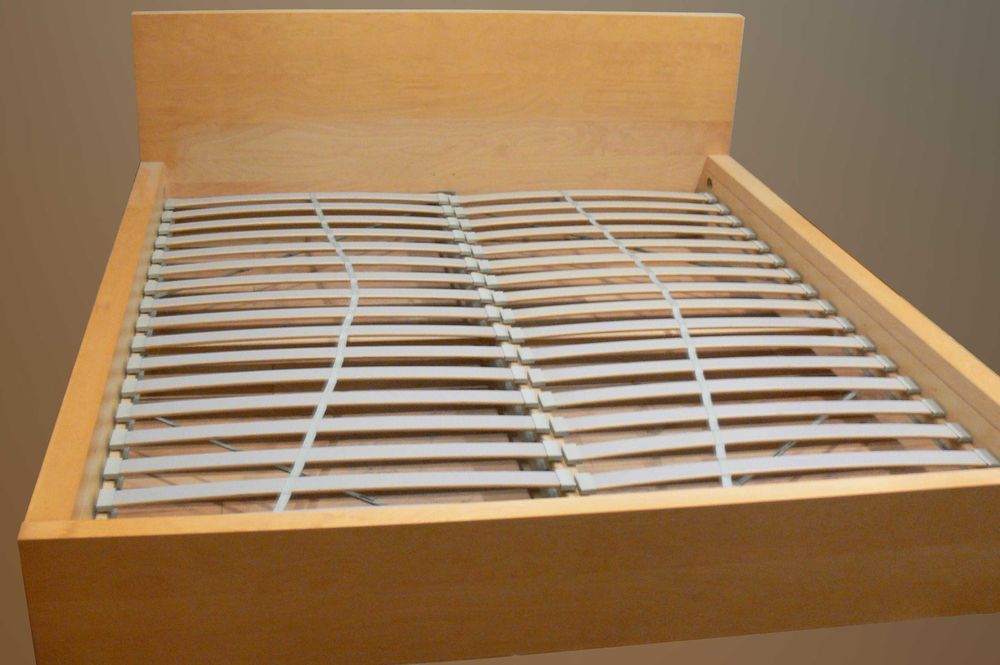 Łóżko ramowe 2 m x 2 m