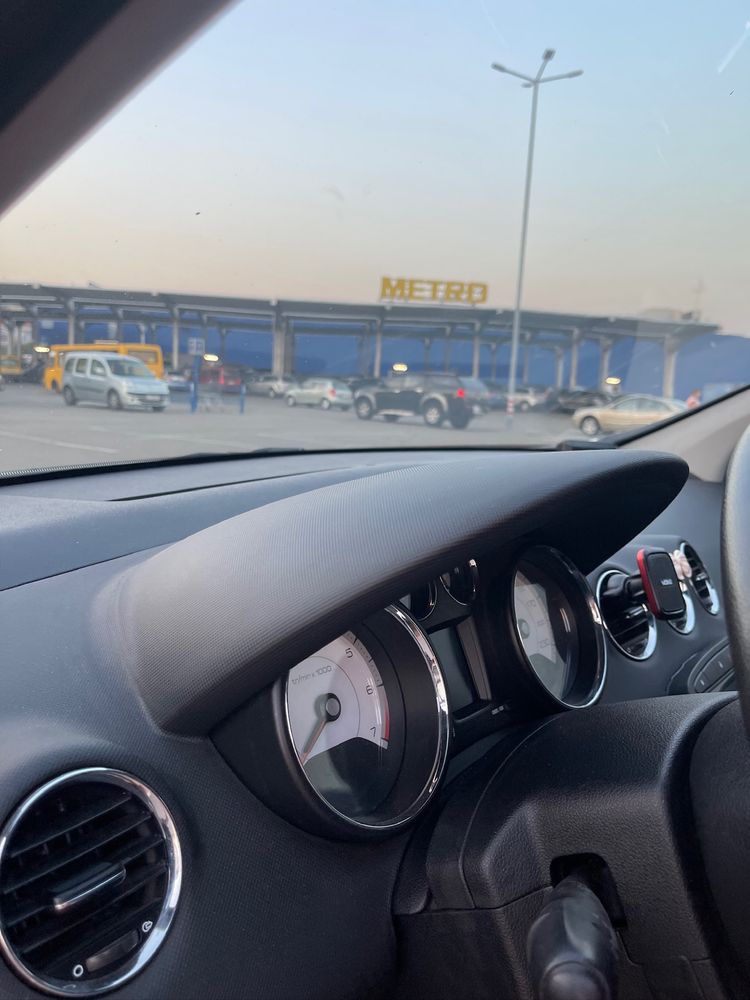 Продам Автомобіль , машину Peugeot 308 2008 року