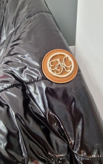 Czarny płaszczyk Monnari 40