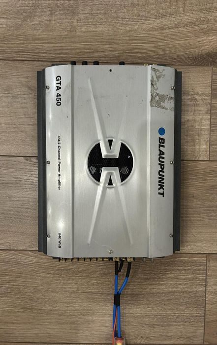 Продам чотирьохканальний підсилювач Blaupunkt GTA-450