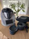 Thermomix 6 z akcesoriami (nozliwosc zakupu thermomix friend nowy)