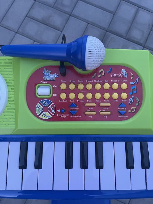 Музичний синтезатор