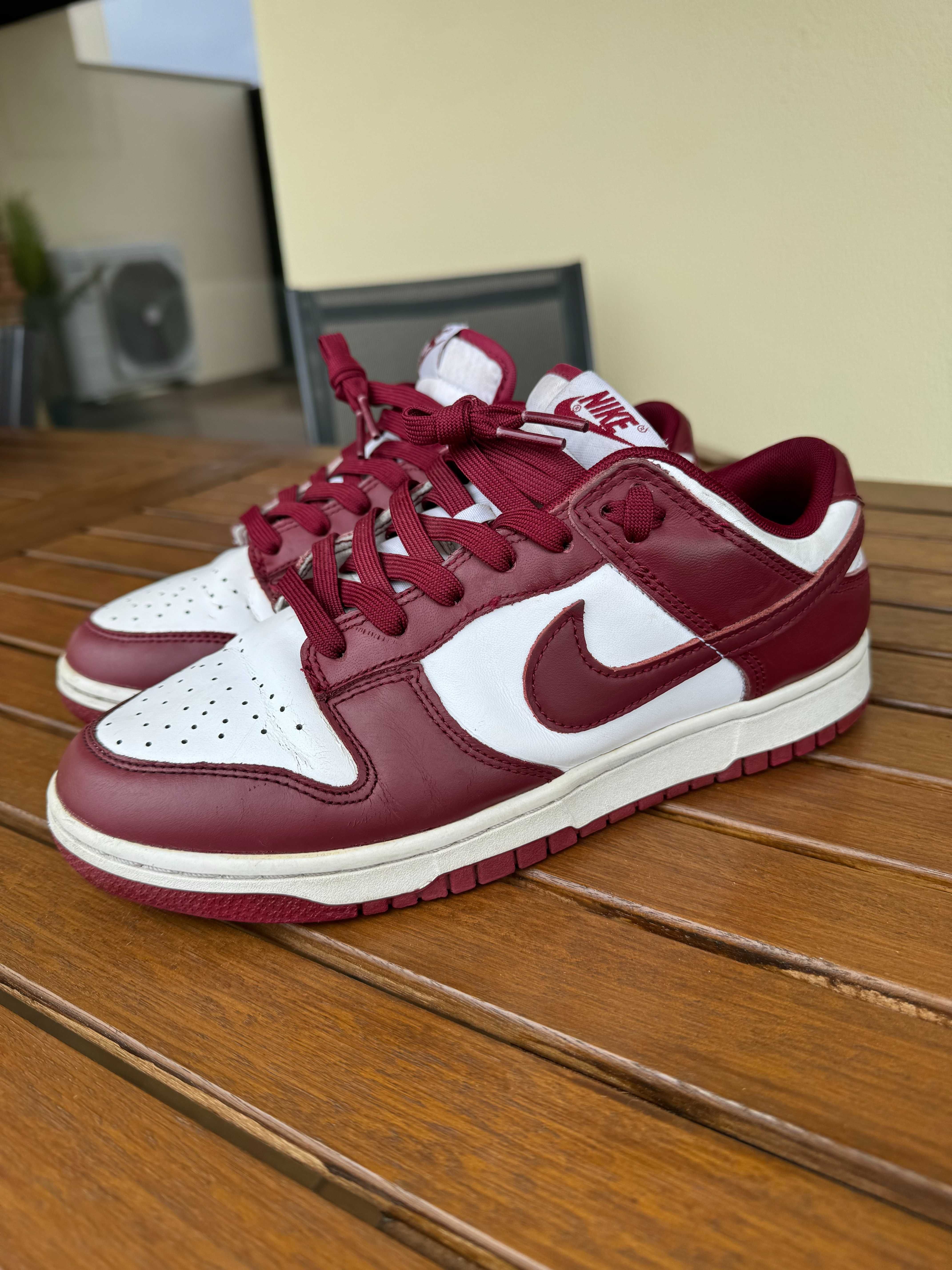 Nike Dunk Low Red