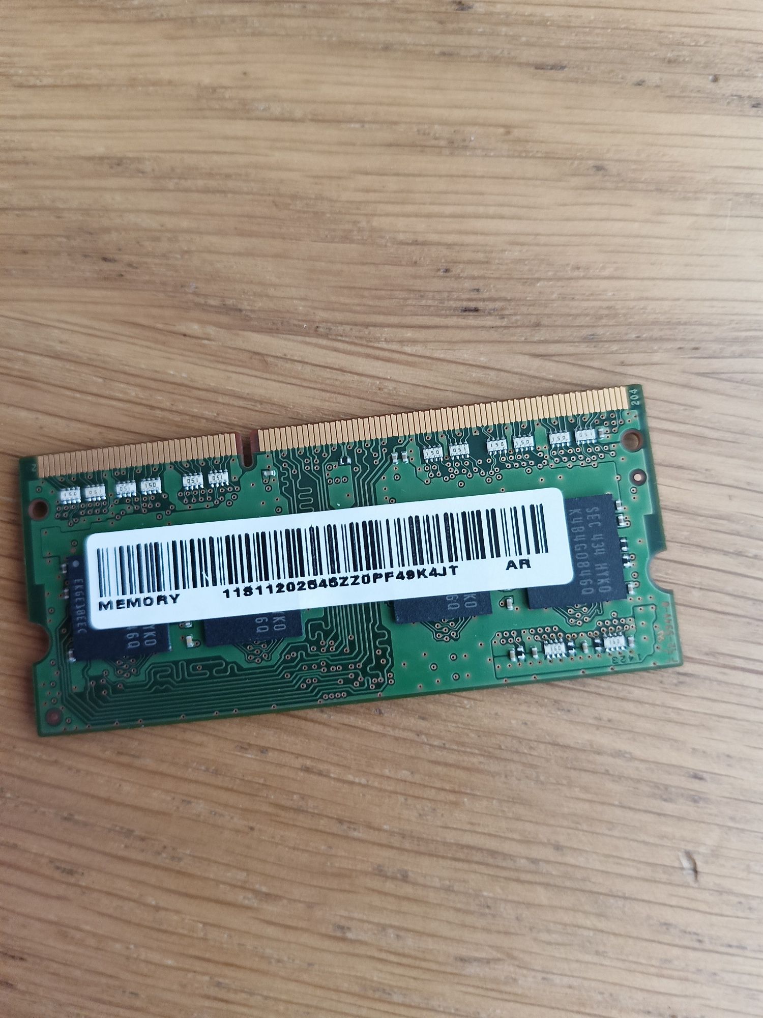 Pamięć RAM DDR3 4GB firmy SAMSUNG