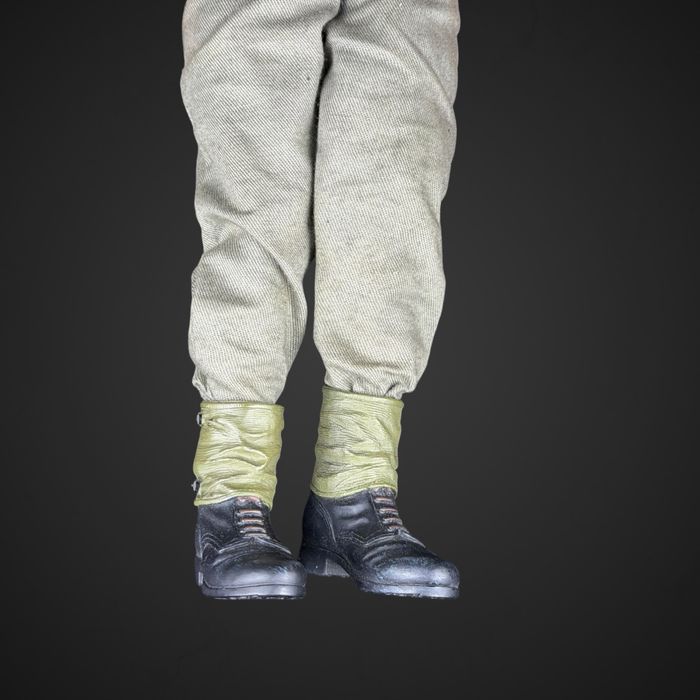 Figurka Dragon żołnierz Waffen SS w mundurze polowym 1/6 B51/110414