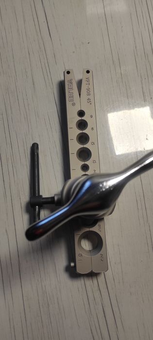 Вальцовка, резка трубок кондиционера холодильника  Value