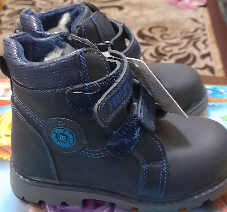 Зимние ботинки на мальчика