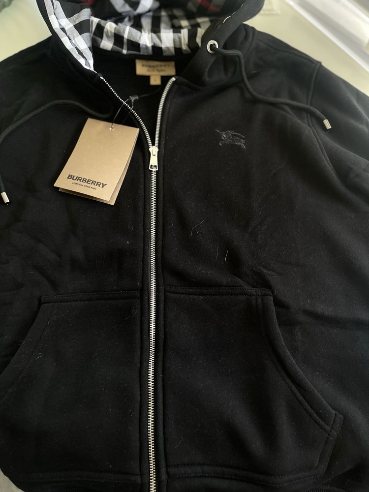Casaco de fecho Preto da Burberry com Fatura