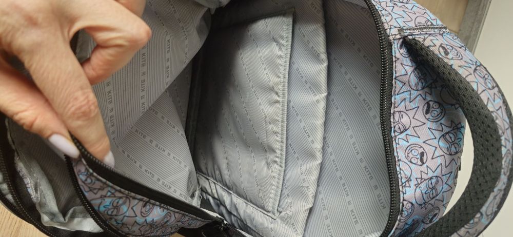 Рюкзак Kite Education Rick and Morty RM22-8001L