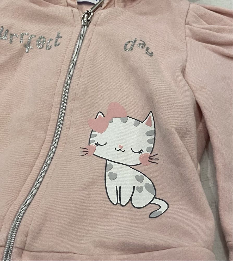 Dres komplet spodenki bluza motyw kotki Mayoral rozmiar 74