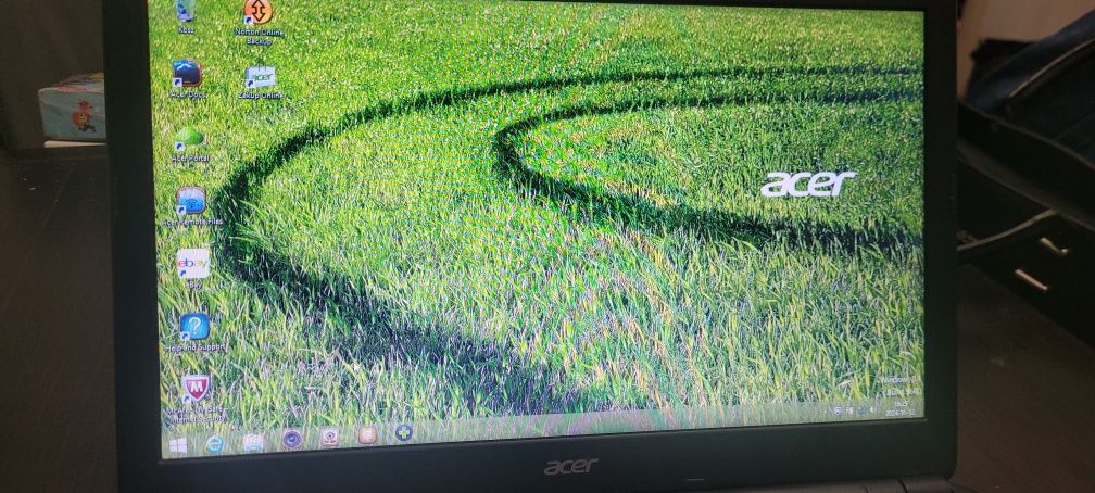 Laptop Acer . Polecam.