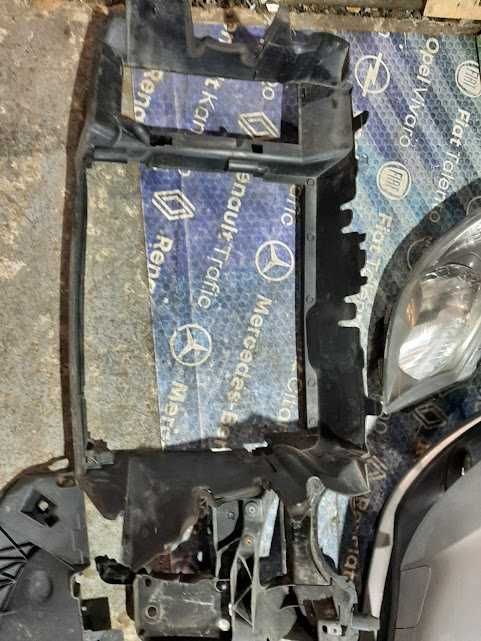 Бампер передній Мерседес Сітан Mersedes Citan розборка