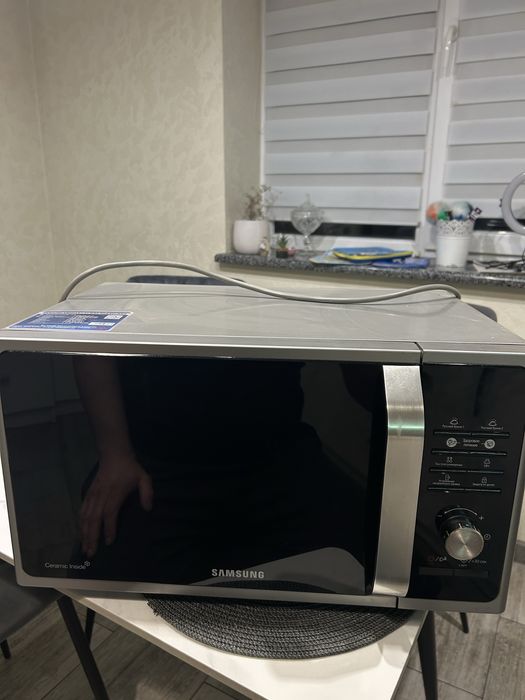 Мікрохвильовка самсунг ms23f302tas на запчастини