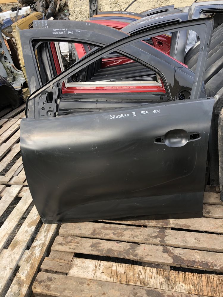 Нові оригінальні двері  Renault Dacia Sandero Duster3