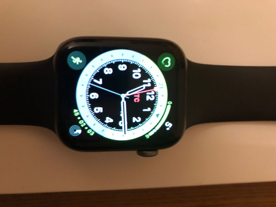 Apple Watch Series 4 44 мм.