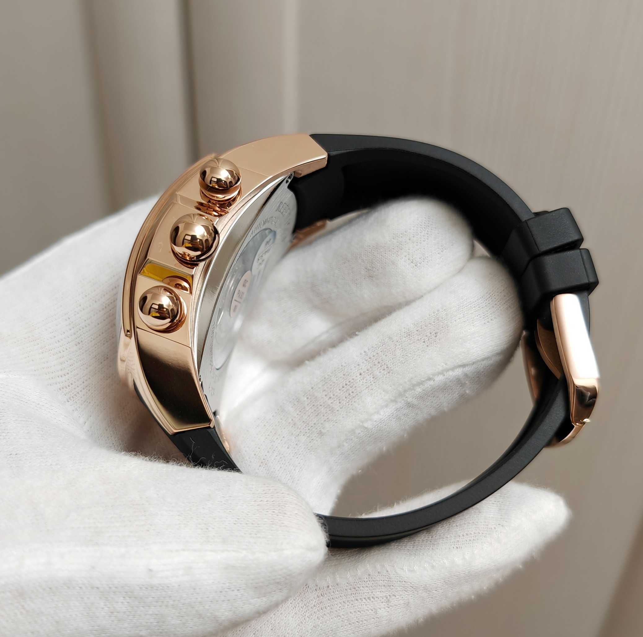 Чоловічий годинник Reef Tiger Aurora Tank 2 Automatic Gold/Black 100m
