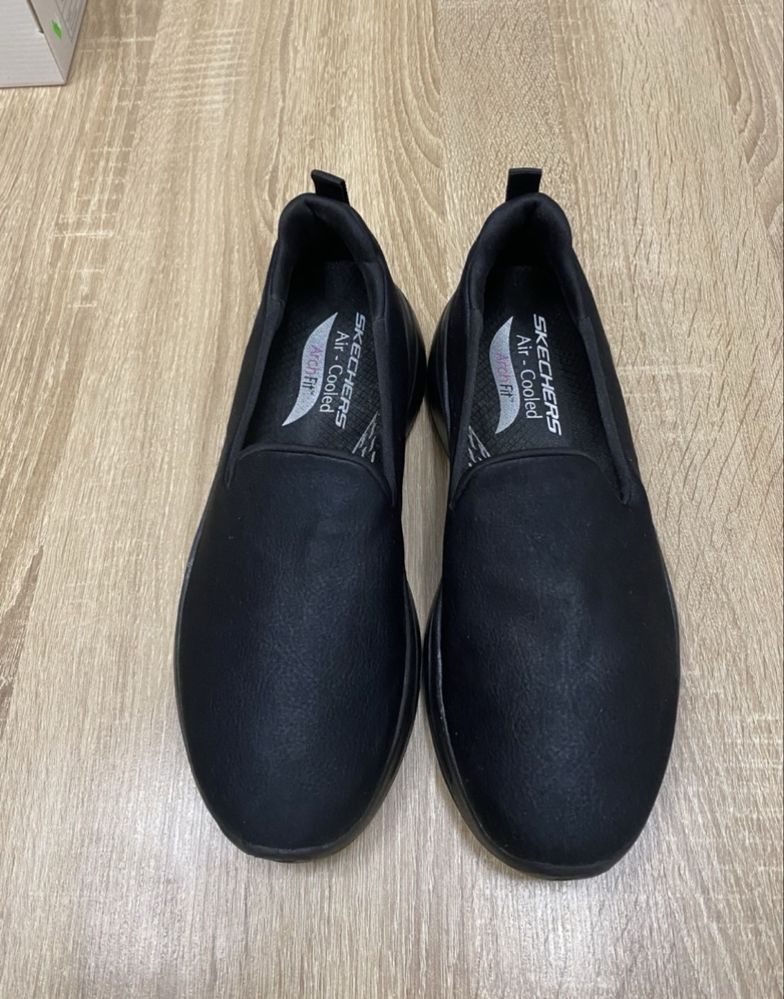 Skechers archfit р.37 мокасини сліпони кросівки