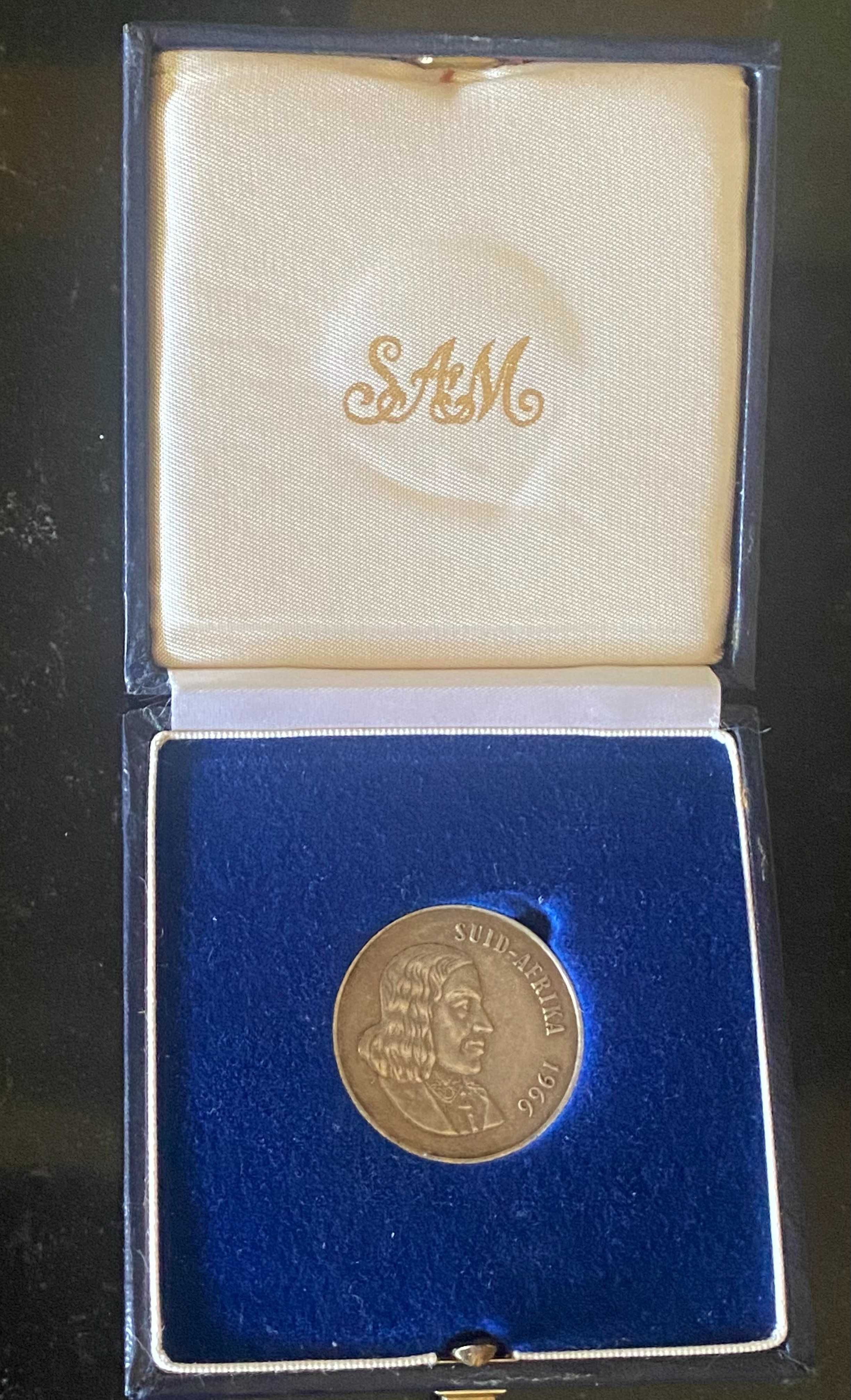 Moeda sul-africana de prata de um rand de 1966