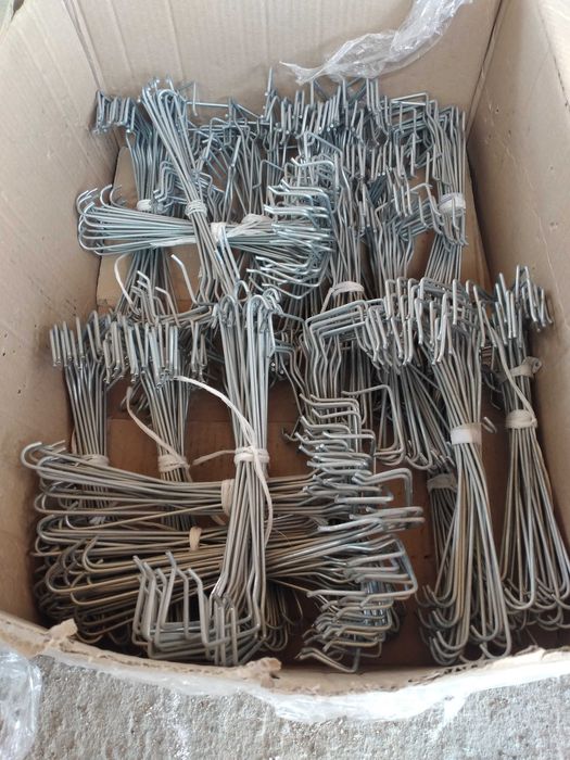 Spinki 435R do dachówki ceramicznej i betonowej