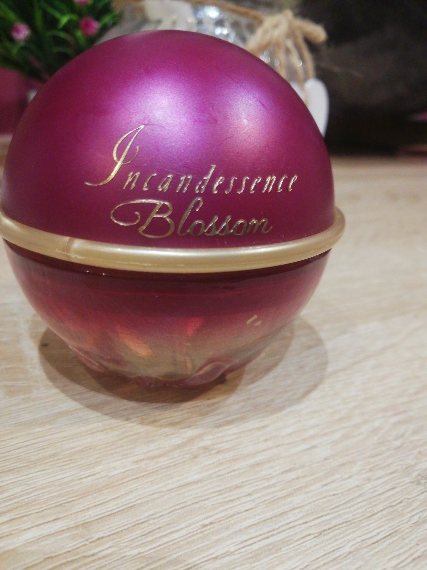 Perfumy Avon Incandessence Blosoom