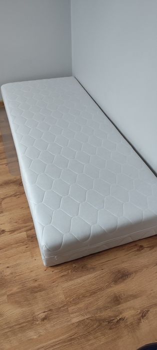 Materac na łóżko 80/200