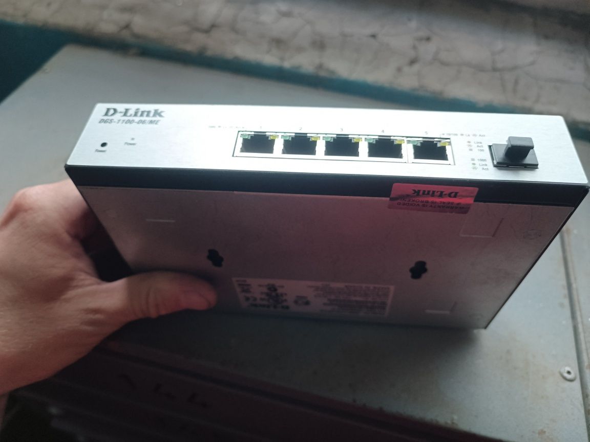 Коммутатор D-Link DGS-1100-06/ME свитч свич