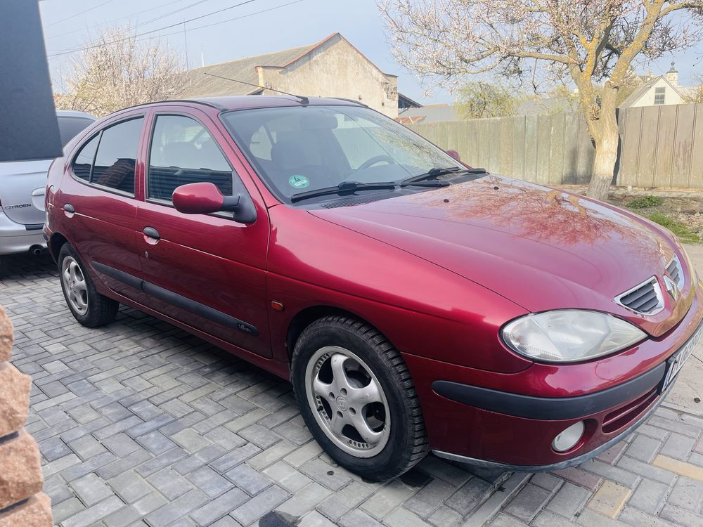 Продам Renault Megane 1999р.     1,6 бензин