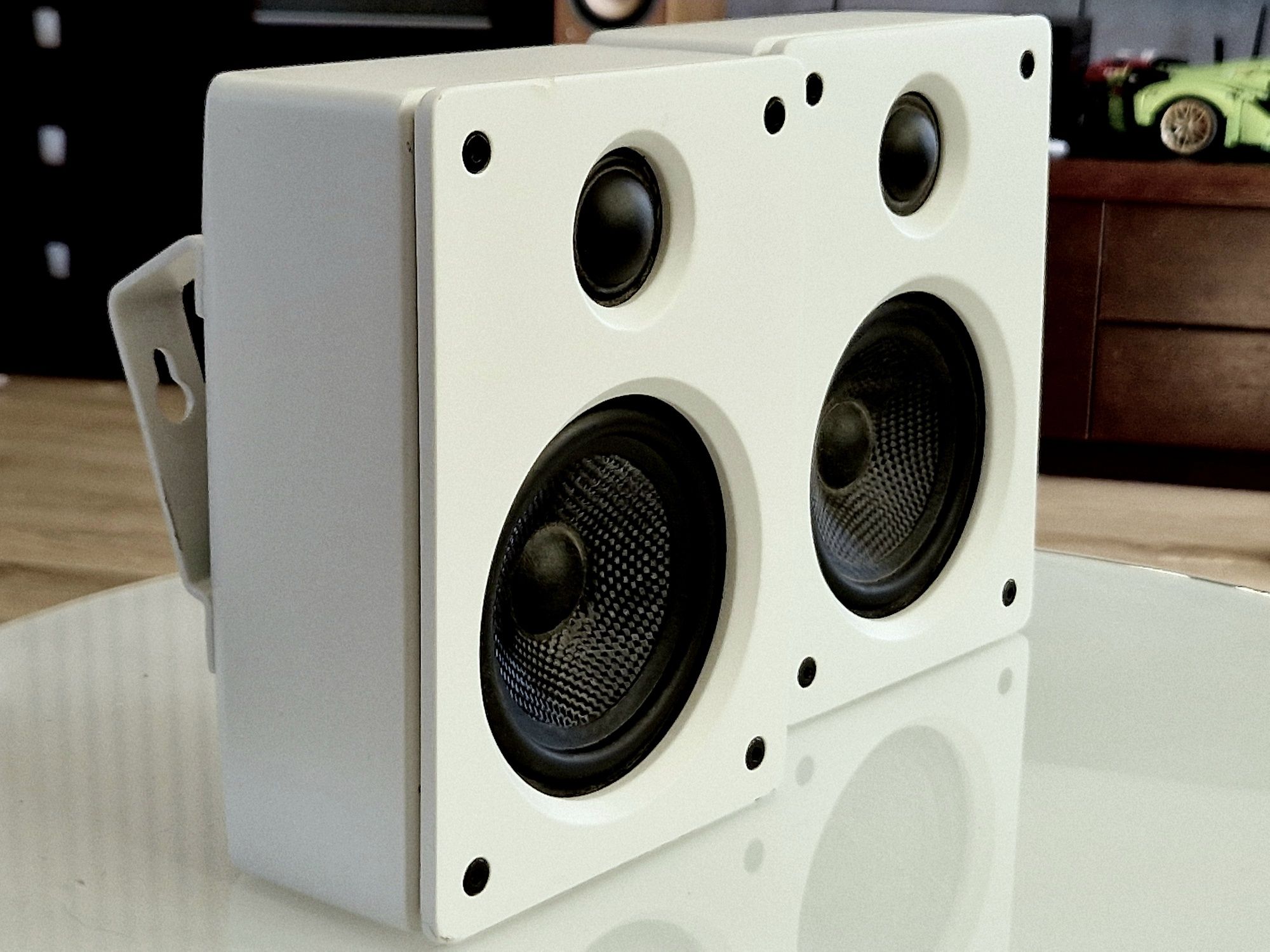 Głośniki Teufel REFLEKT dla kina domowego z Dolby Atmos, białe