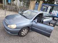 Kia Rio SW 1.3 apenas 135.000 km em muito bom estado /Aceita-se Retoma