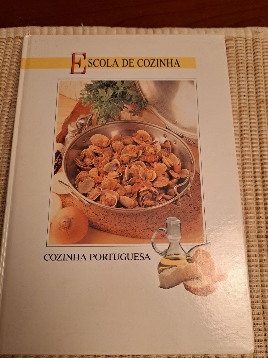 Livros da colecção Escola de Cozinha