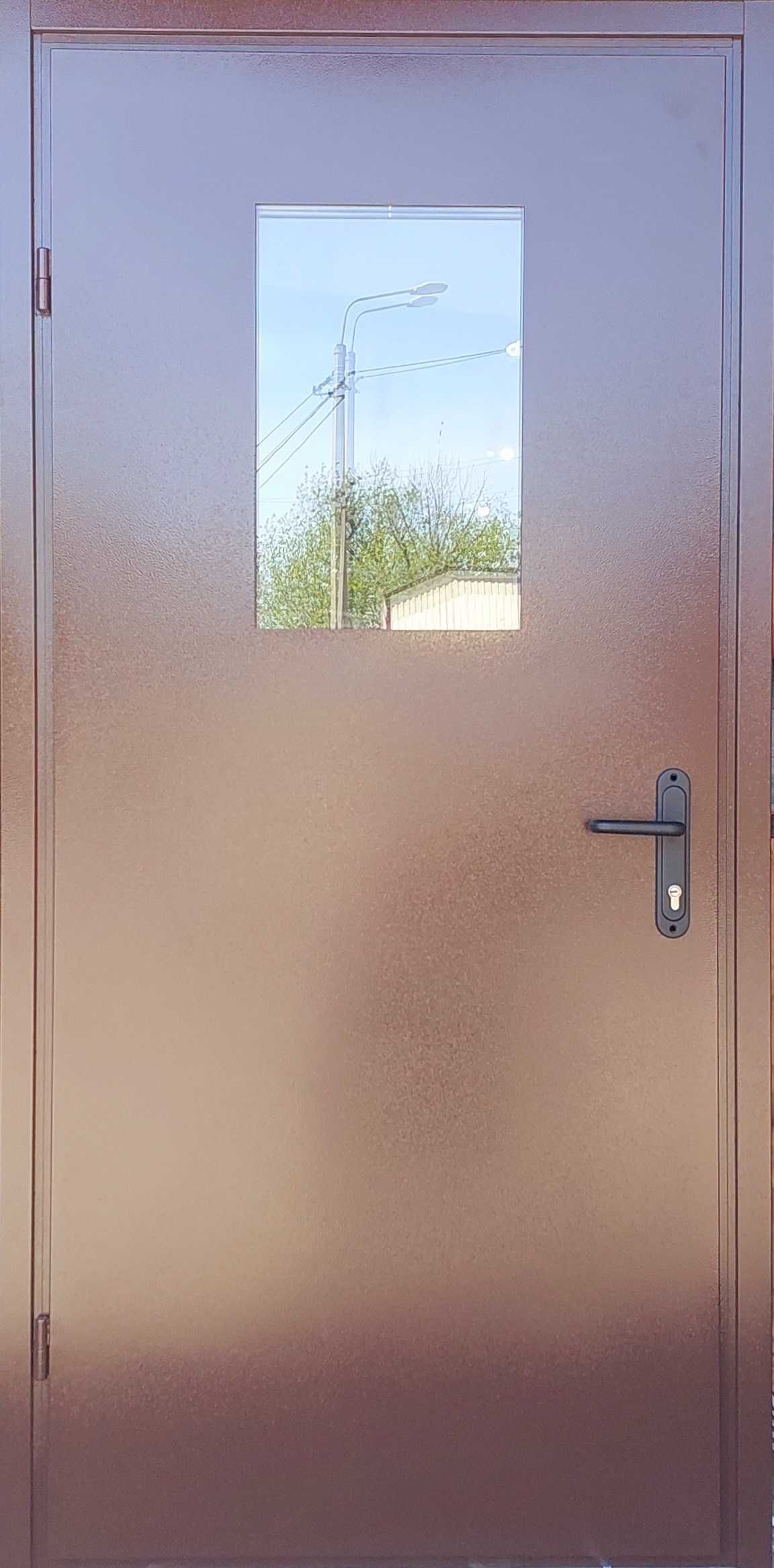 Бюджетні вхідні металеві двері зі склом для вулиці входные двери