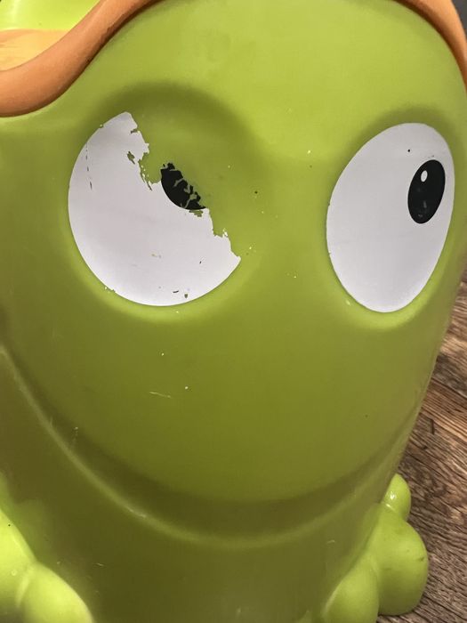 Nocnik Fisher-Price wyjmowany pojemnik