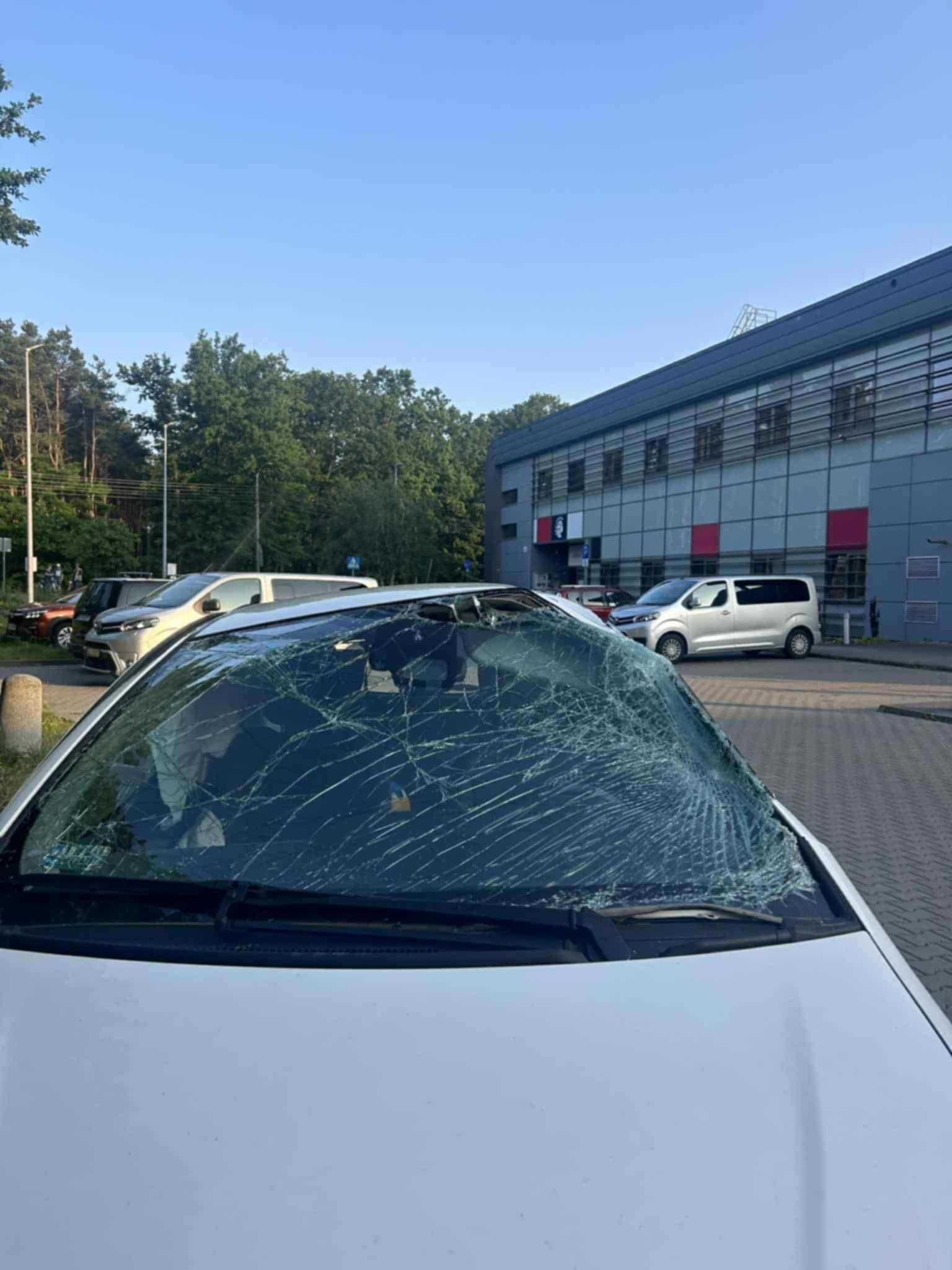 TOYOTA YARIS 2020 1.0 PB po kolizji