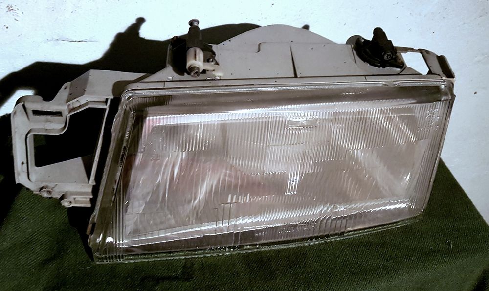 Reflektor lewy Fiat Tempra Tipo
