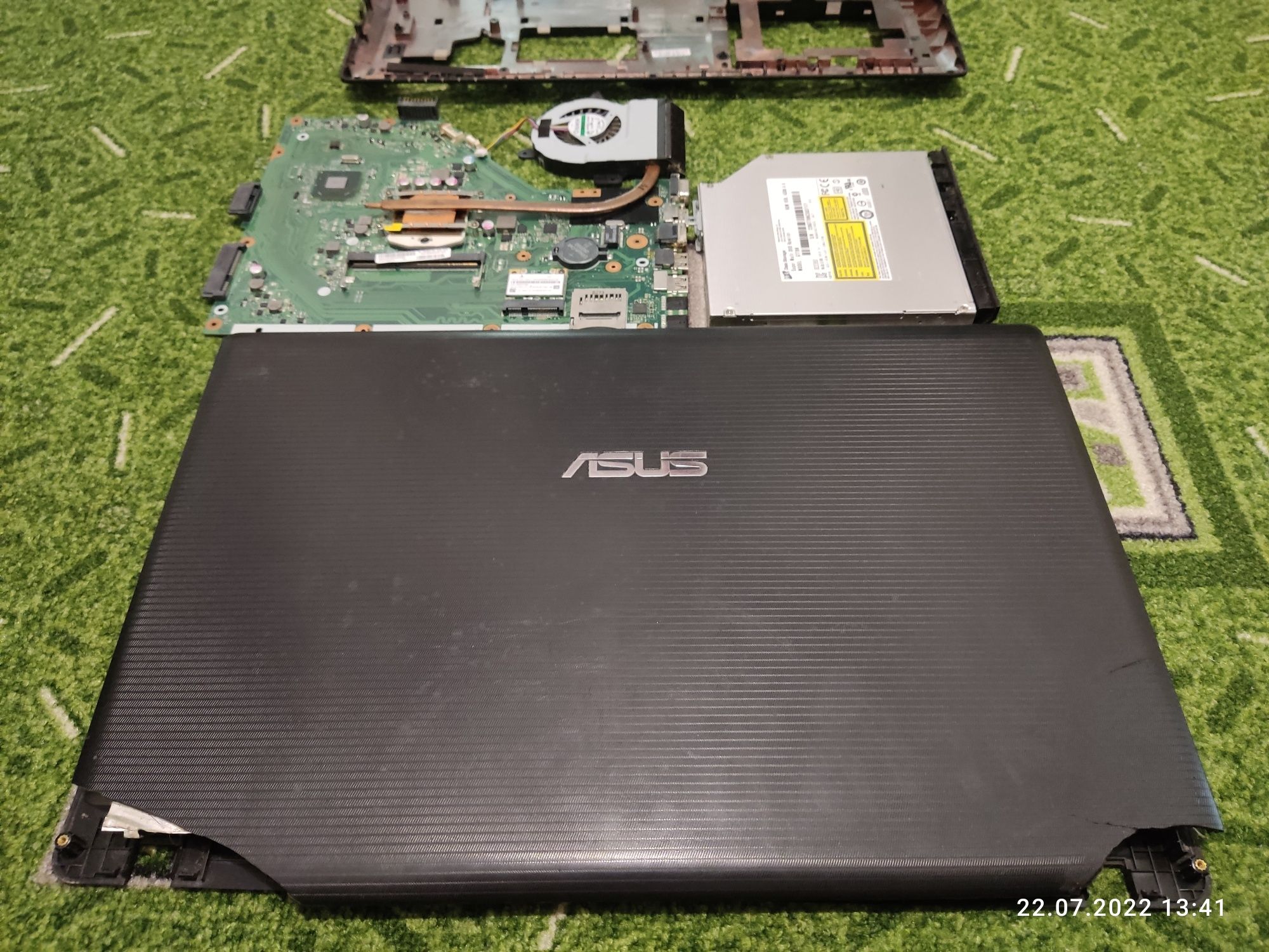 Продам ноутбук Asus X55A