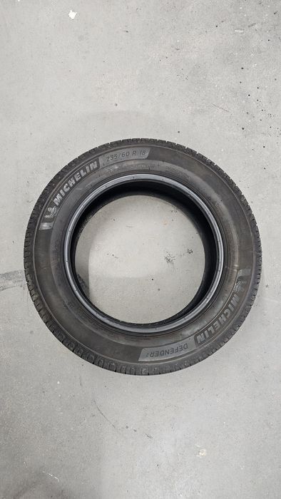 Opony Michelin Defender 2 235/60 R18  Stan BDB. 4 szt 7mm Całoroczne