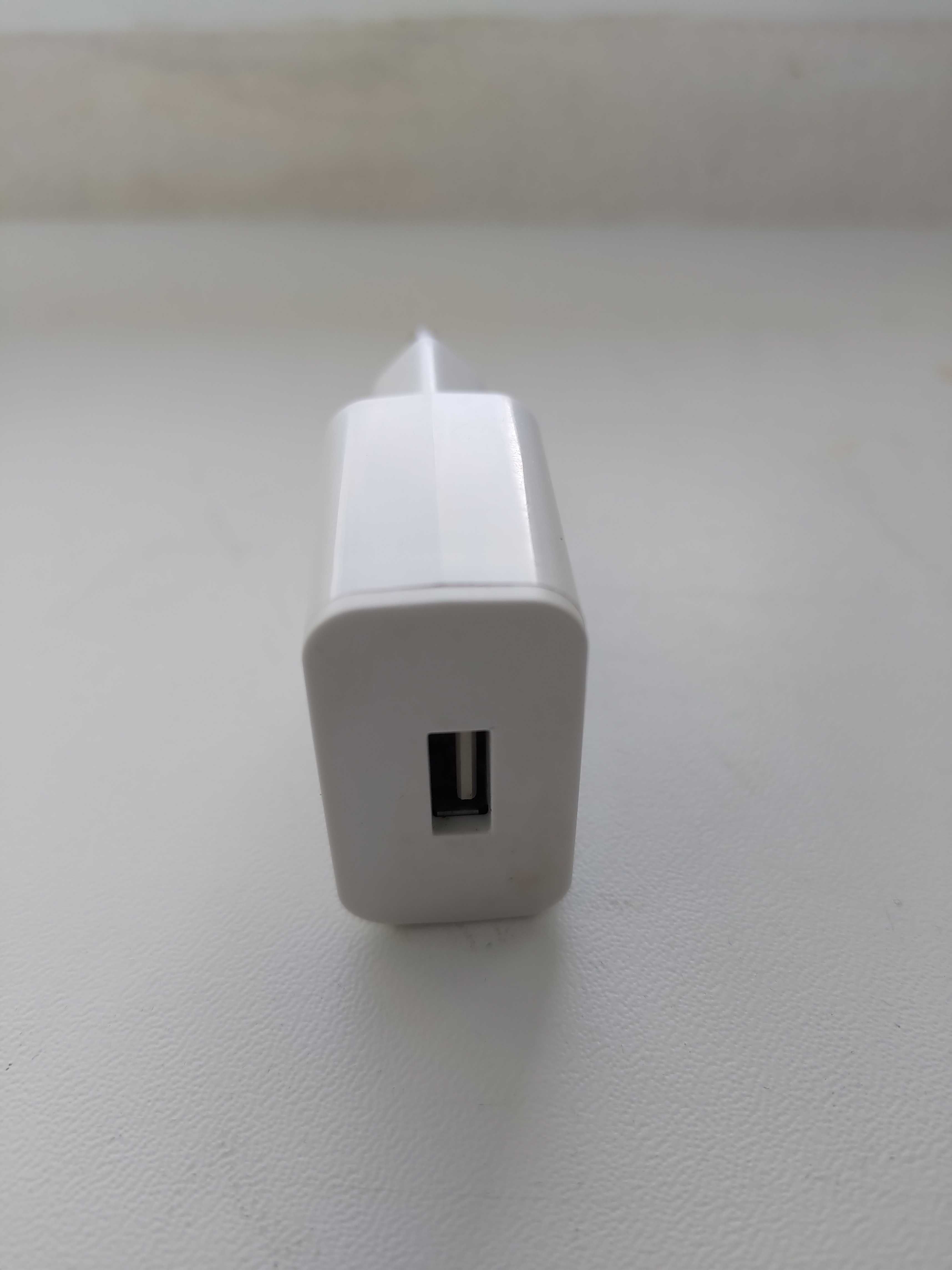 IQOS Philip Morris adapter wtyczka ładowarka sieciowa biała S21A20 USB
