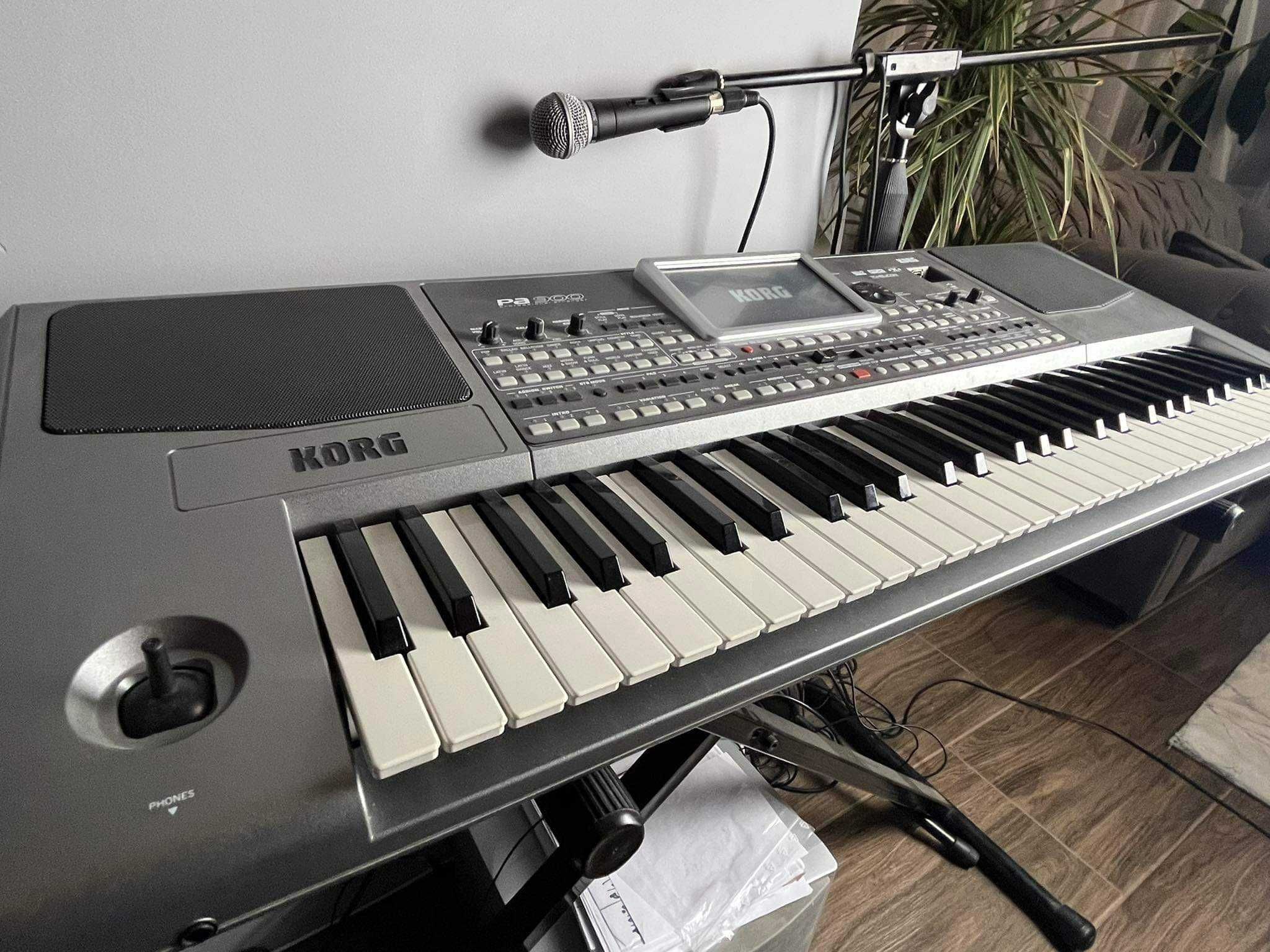 Sprzedam Korg  pa900