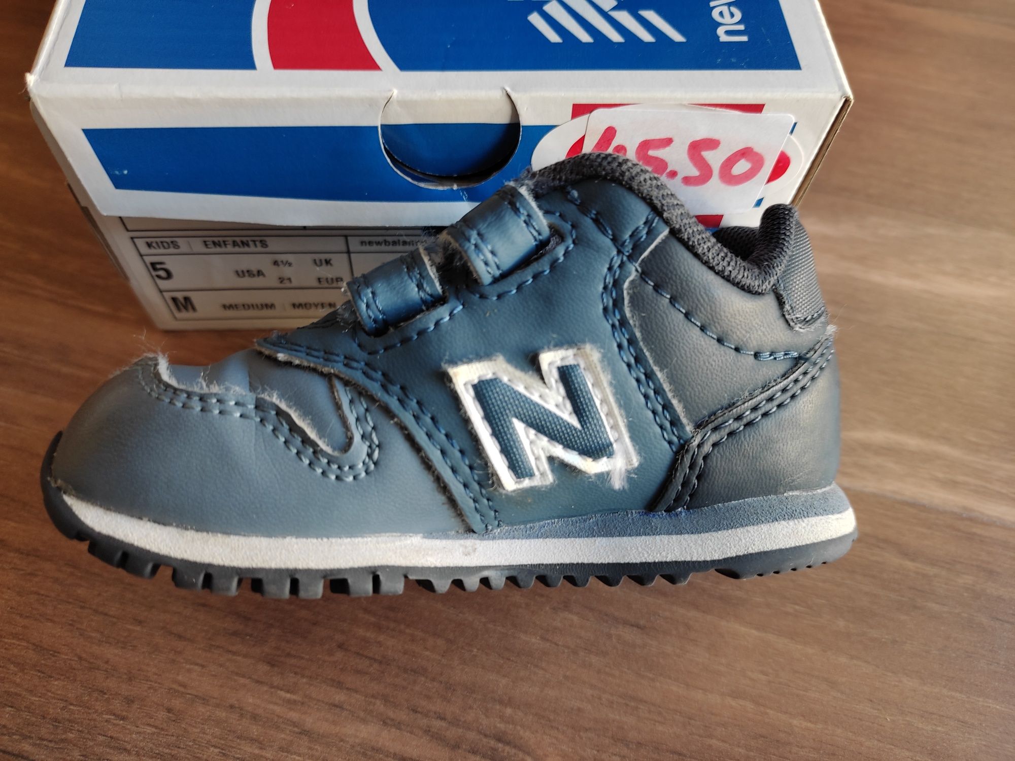 Sapatilha New Balance TAM 21