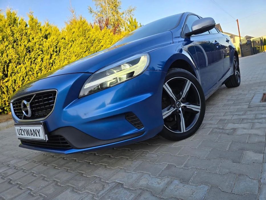 Volvo V40 R-Desing  Virtual Full Led Navi Skóra