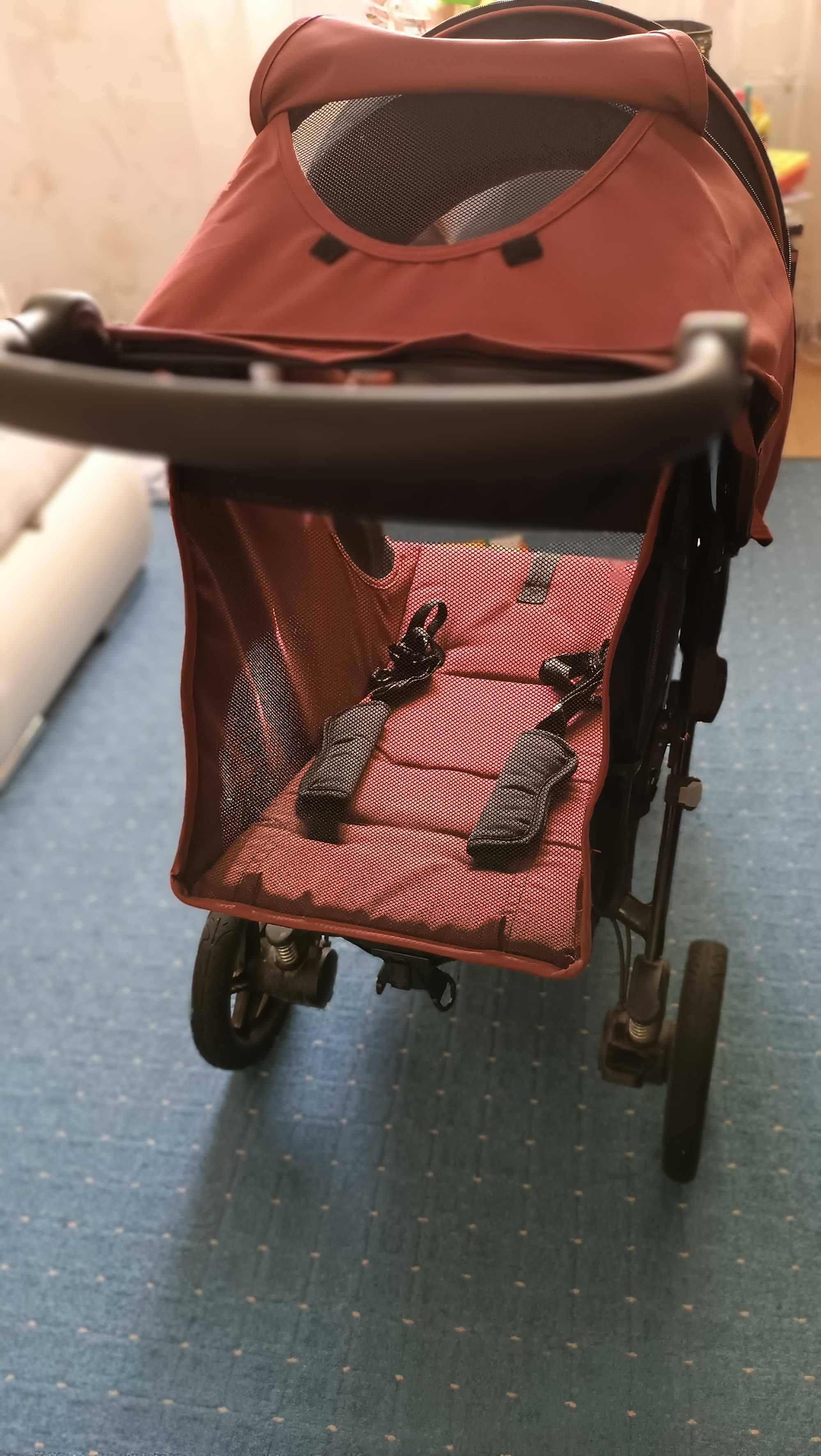 Коляска прогулянкова та люлька Britax