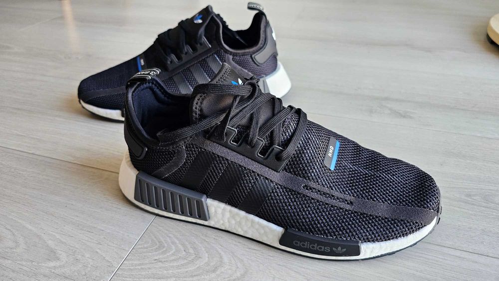 Adidas Originals NMD R1 IE2091, rozmiar 44 2/3