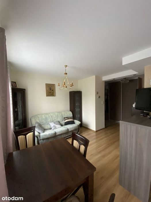 Mieszkanie 2-Pok Brzóski Idealne Blisko Centrum Garaż I Piwnica