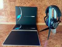 Подставка для наушников,коврик алюминевый Alienware Cyberpunk RGB.