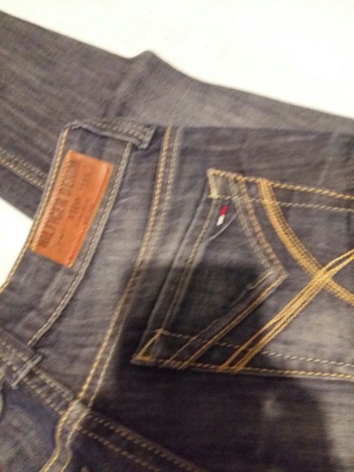 Tommy Hilfiger jeansy