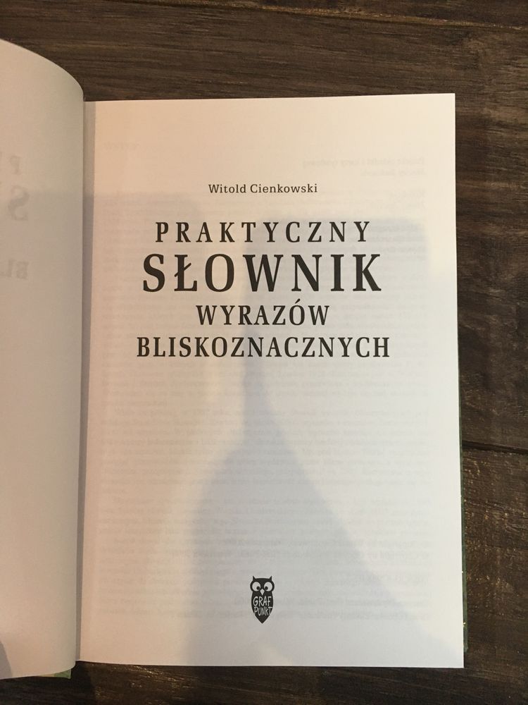 Praktyczny słownik wyrazów bliskoznacznych