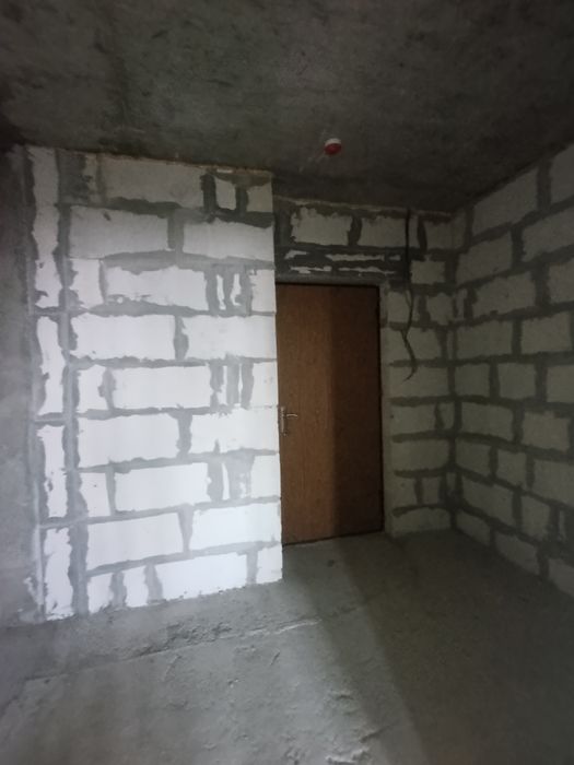 Продам квартиру с классной планировкой, ЖК Дуэт,строительное состояние